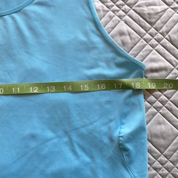 PATAGONIA WOMEN'S SLEEVELESS BLUE TANK TOP ACTIVEWEAR WORKOUT - Picture 4 of 5